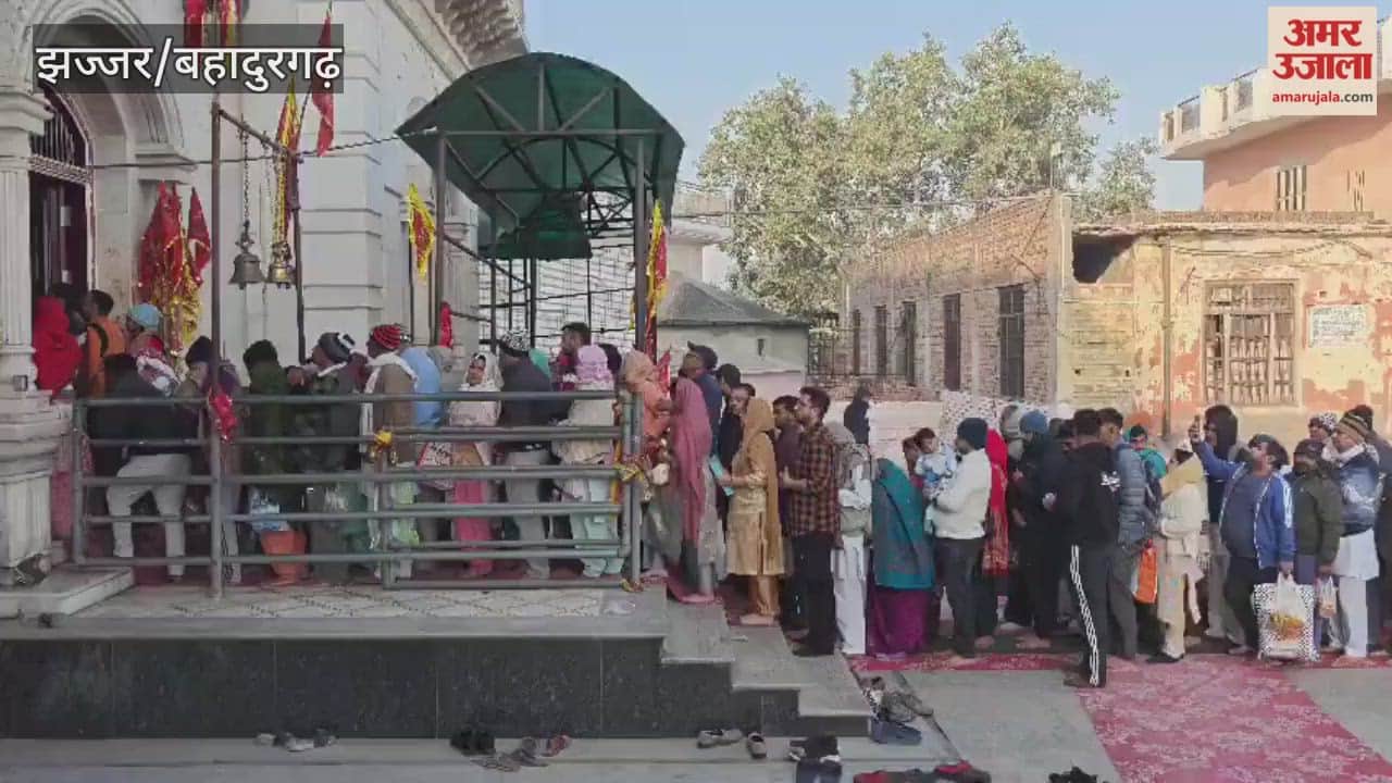 large crowd of devotees gathered at the Bhimeshwari Devi temple in Beri, Jhajjar, on the eighth day of the secret Navratri festival