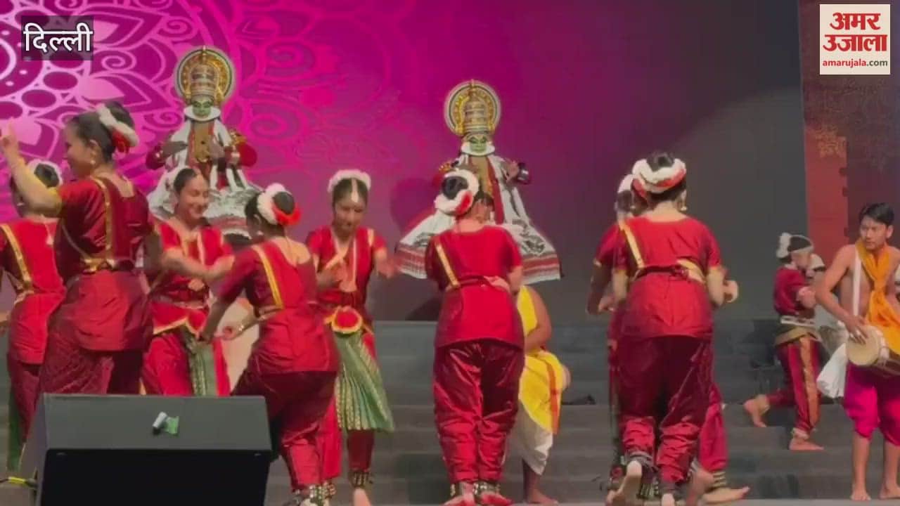 Ayam Institute of Performing Arts staged an impressive performance at Bharat Parv