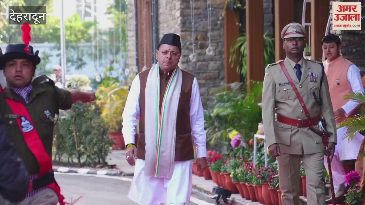 VIDEO: Chief Minister Dhami hoisted the flag at the residential complex.