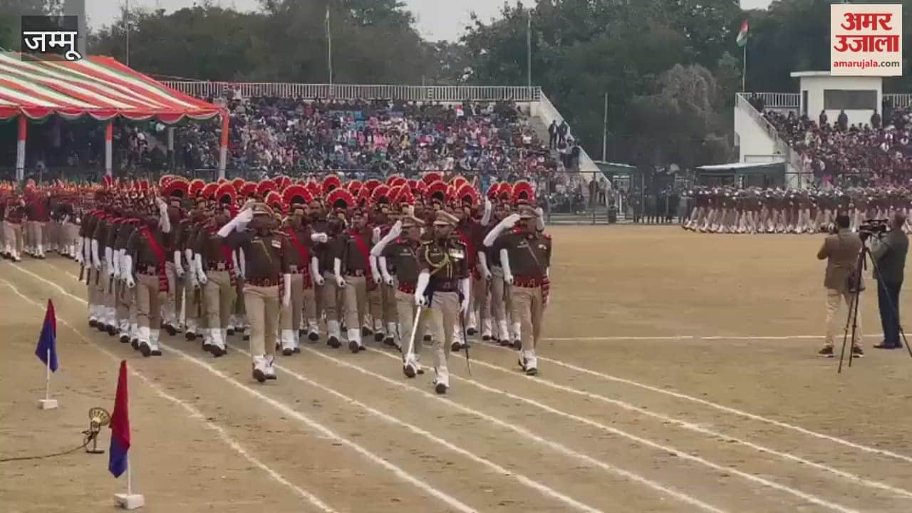 Lieutenant Governor Manoj Sinha hoisted the tricolor at Maulana Azad Stadium in Jammu