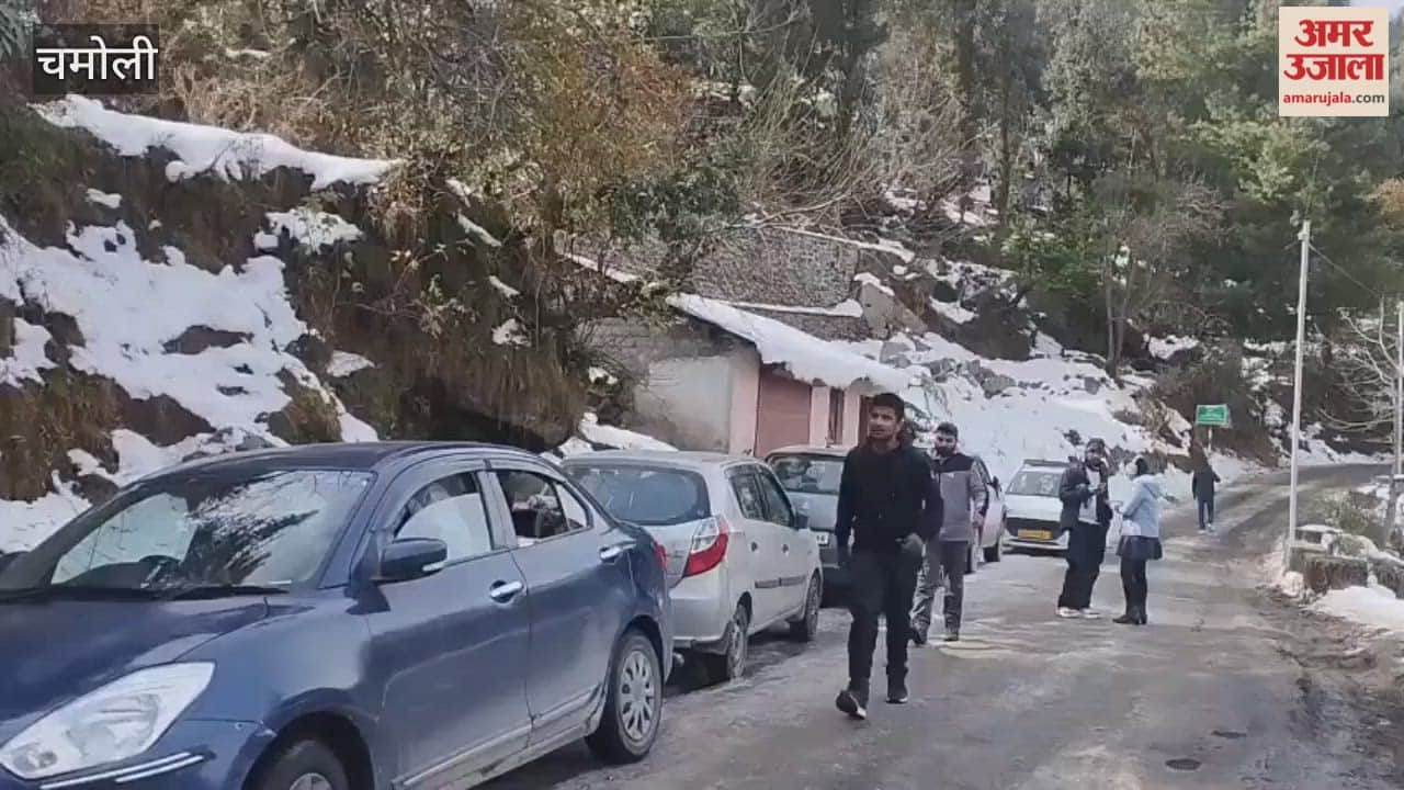 Long traffic jam on Auli road, causing problems due to frost on the road