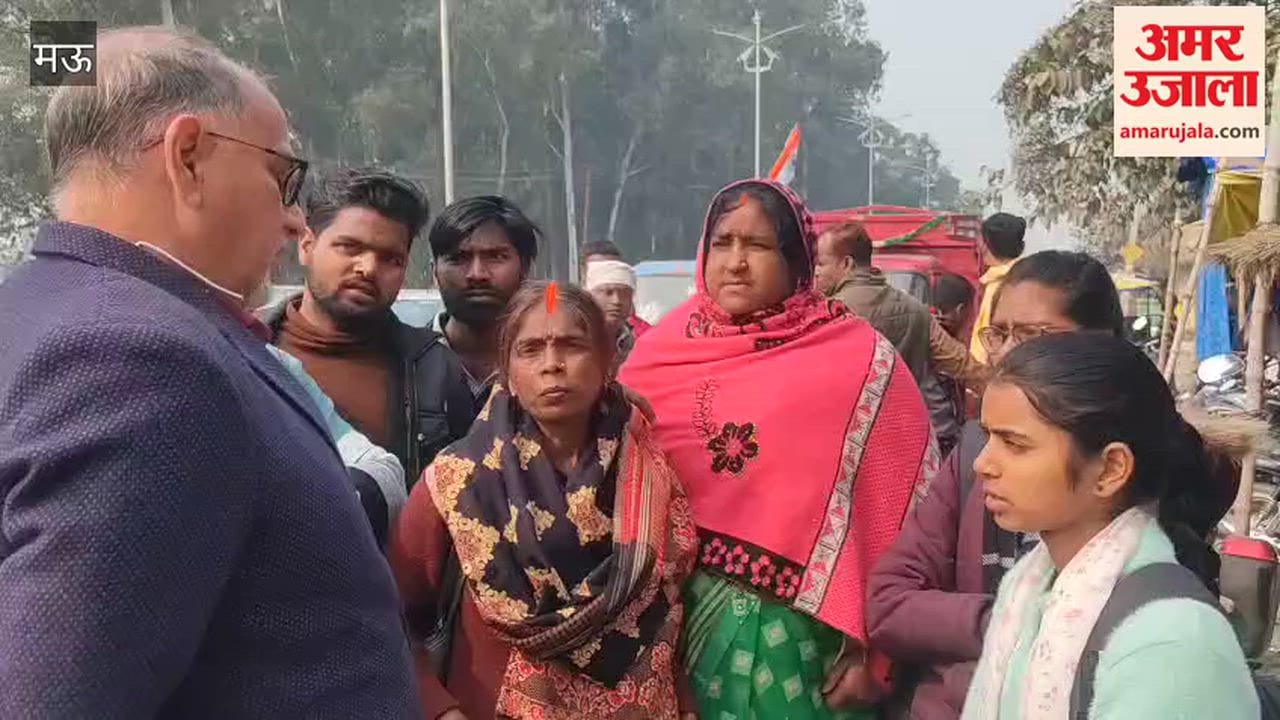 accused administration of neglecting rights of Gond community