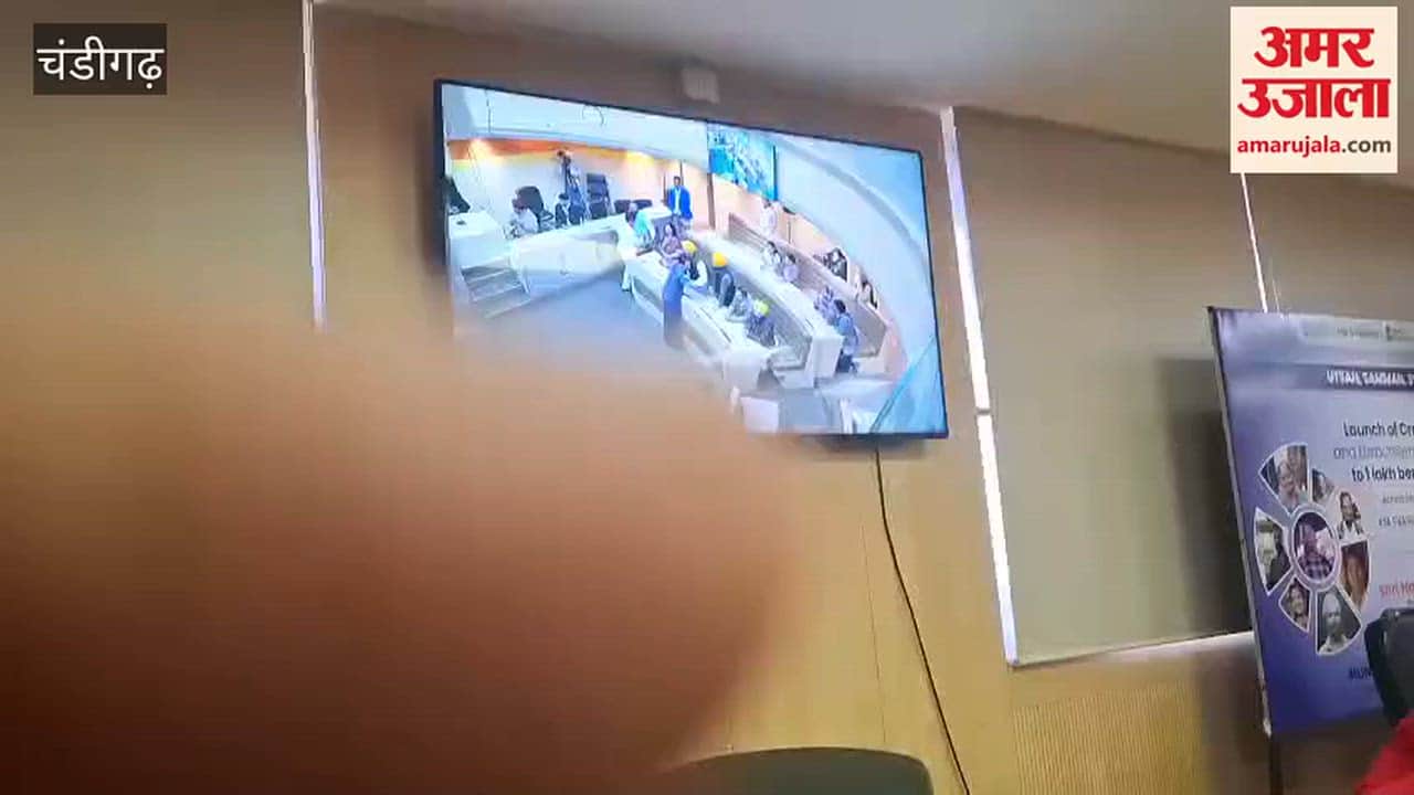 BJP mayoral candidate Saurabh Joshi met with every councilor.