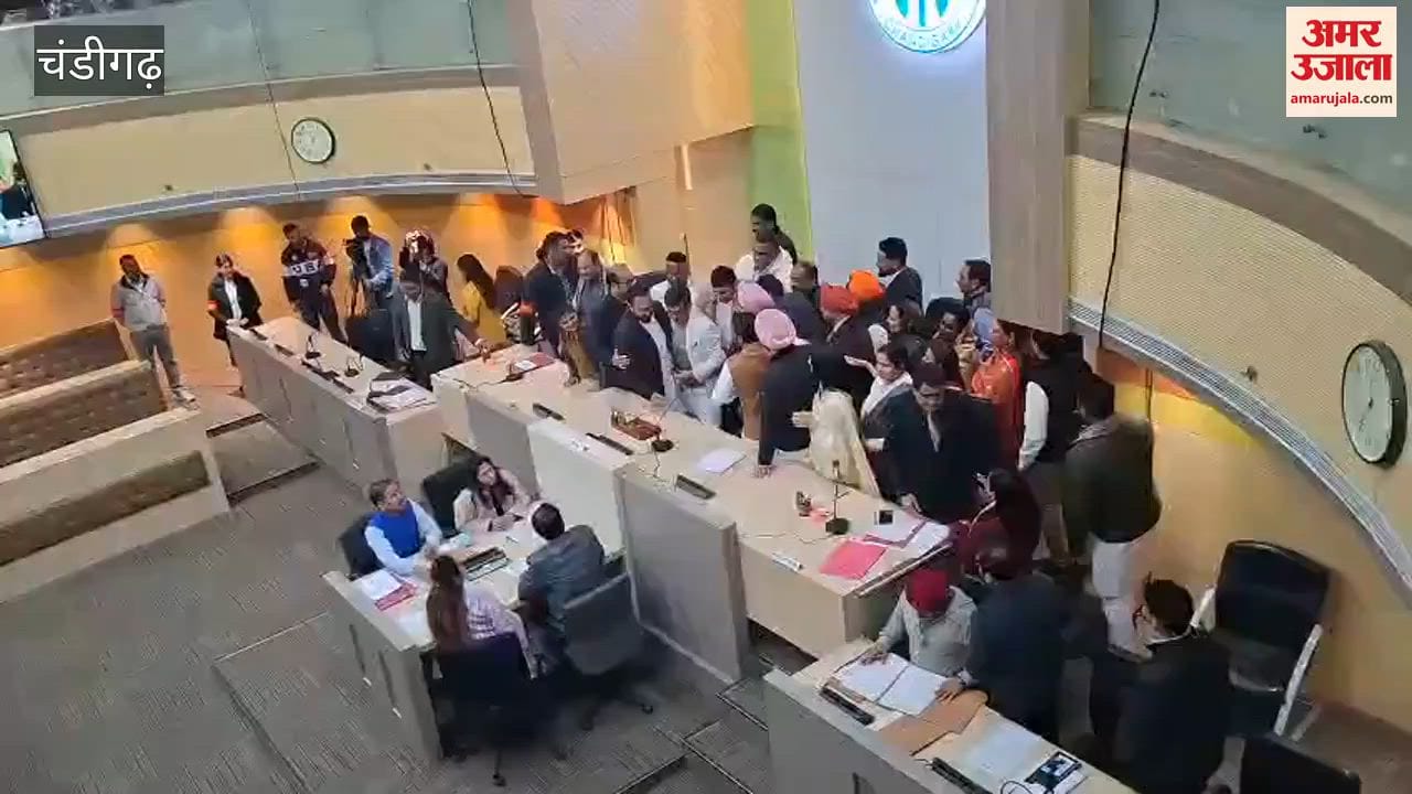 Chandigarh's new mayor, Saurabh Joshi, has taken office.