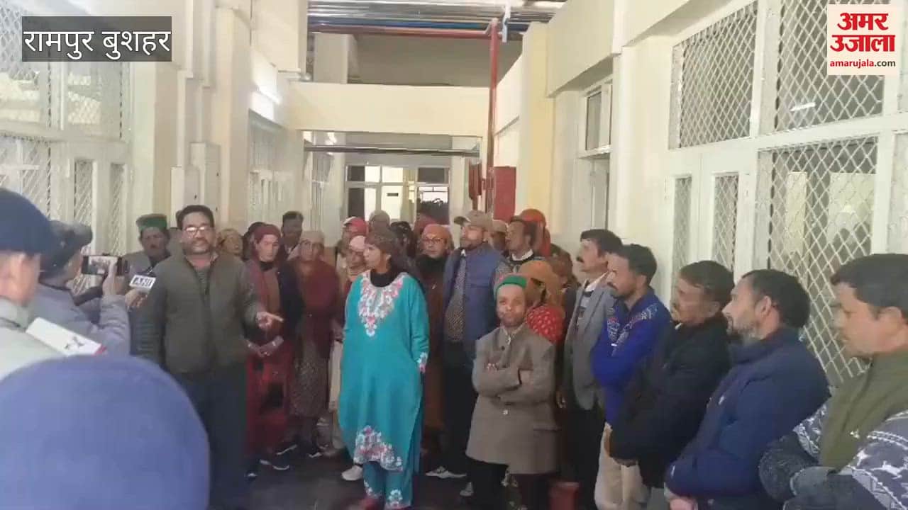 Rampur Bushahr There is considerable anger among thousands of livestock farmers due to the non-purchase of milk for the past six days