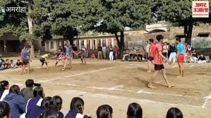 Kabaddi, the girls' team from Shiv Inter College defeated the team from Nawada
