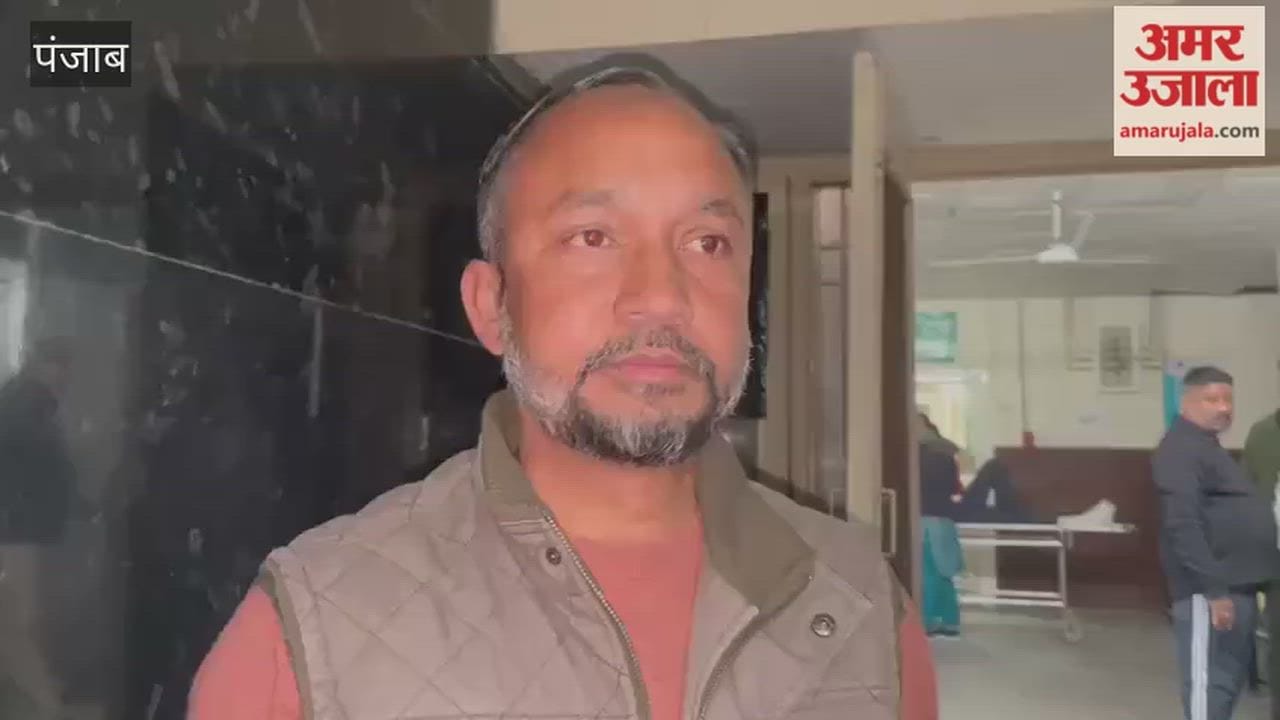 A police inspector was killed after being hit by a bus on the Phagwara-Hoshiarpur road.