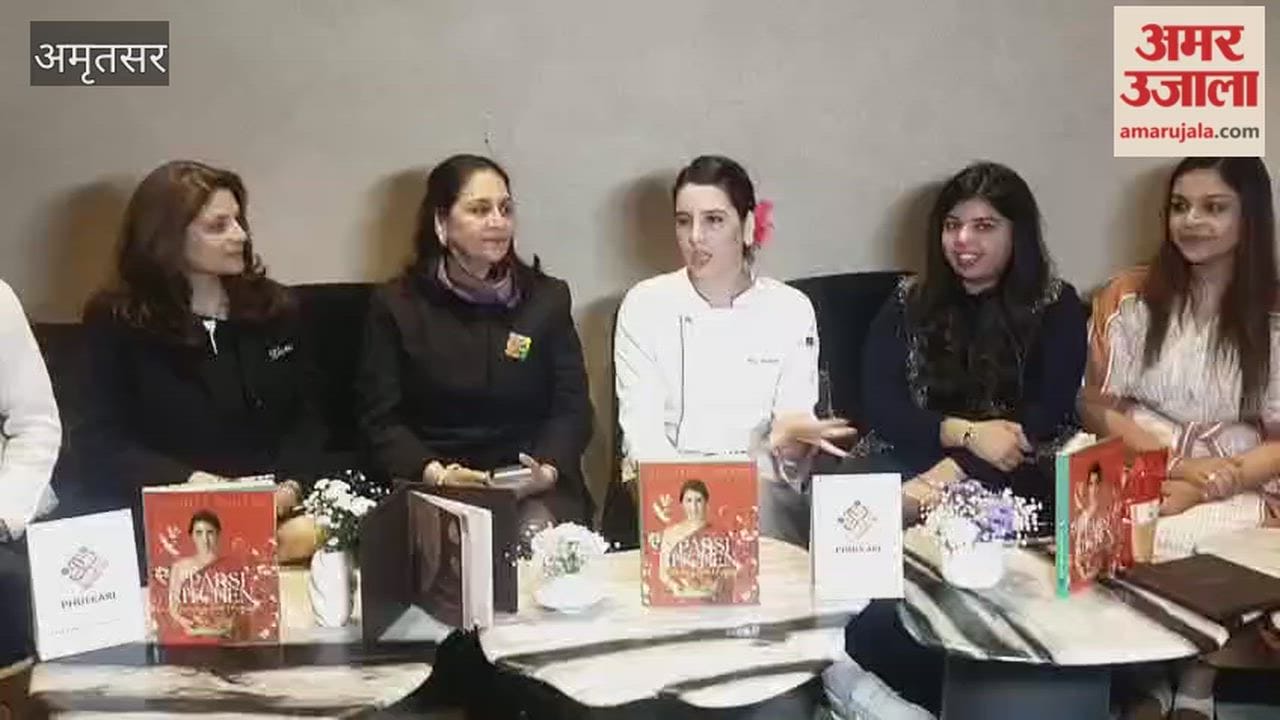 Chef Anahita Dhondy, in collaboration with Phulkari, introduced people to Parsi flavors and culture.