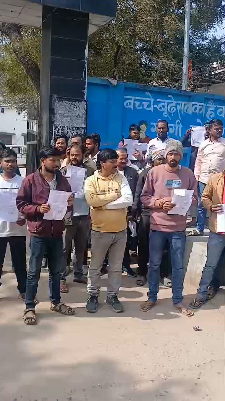 DJ-operators-are-protesting-against-playing-DJ-demanding-action-bihar