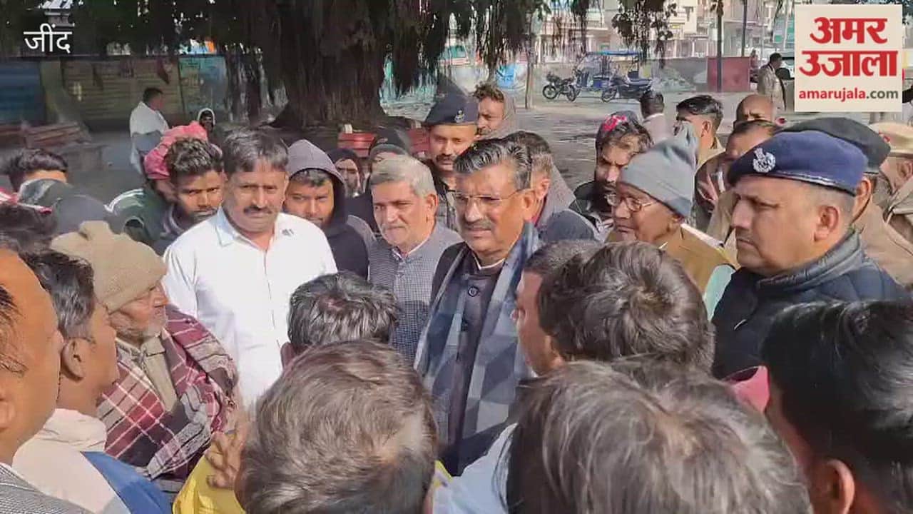 Cabinet Minister Krishna Kumar Bedi met the victim's family