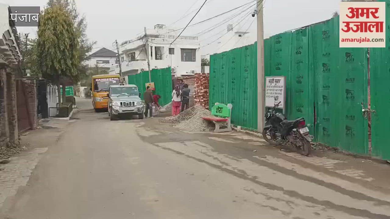 The municipal corporation carried out a perfunctory exercise in the name of taking action against illegal construction in Shanti Vihar, Pathankot.