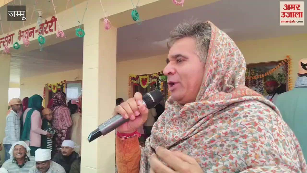 Prakash Utsav of Guru Ravidas Ji was celebrated with great pomp in Nowshera.