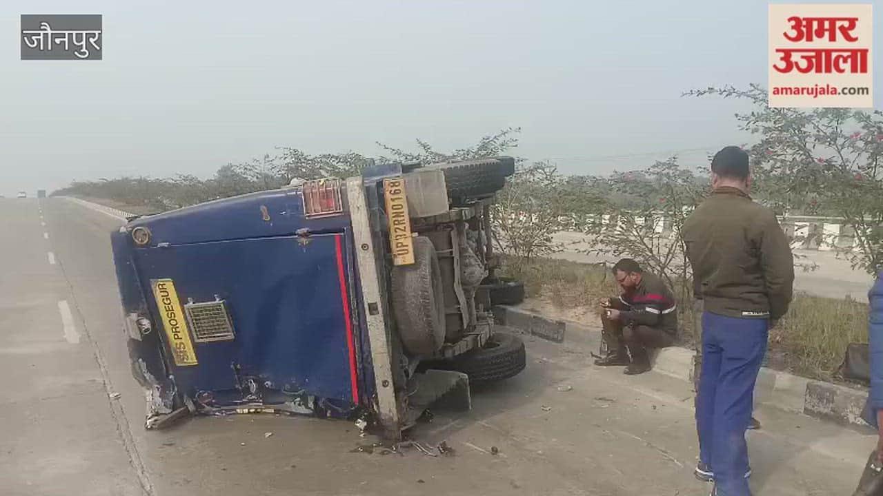Cash van overturns after being hit by truck five people including driver narrowly escape
