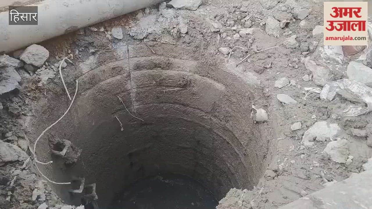 Even after six months, the sewage line in Hisar has not been repaired, resulting in a 20-foot-deep pit in the middle of the market.