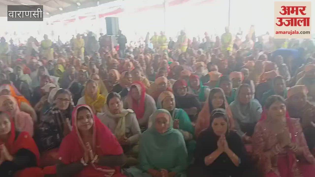 large crowd of Raidas followers from India and abroad gathered in Kashi