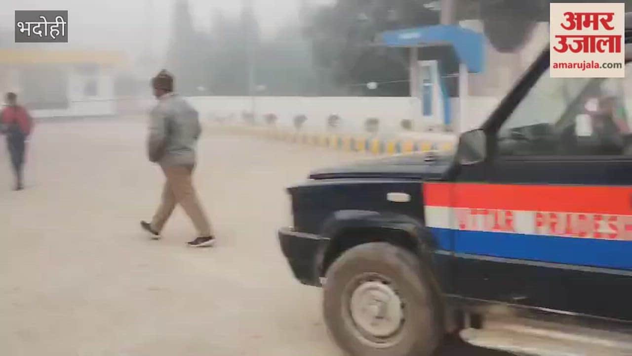 Innova car hits motorcycle two pilgrims seriously injured