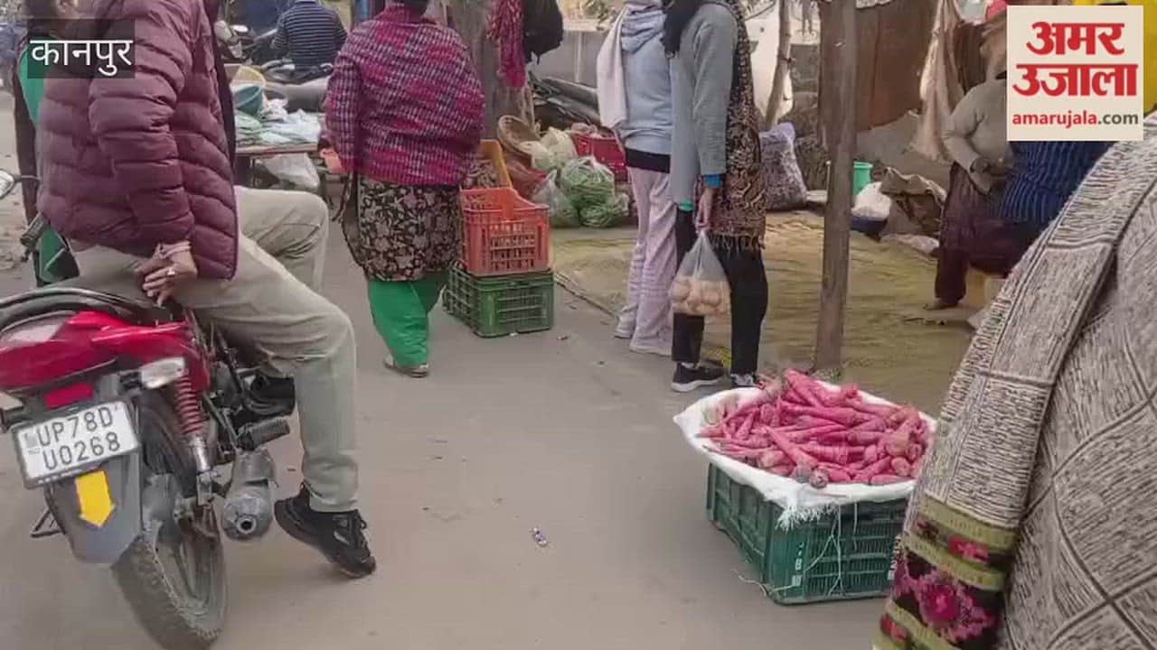 Kanpur: Shopkeepers have encroached upon the road lanes near Cambridge Chowk