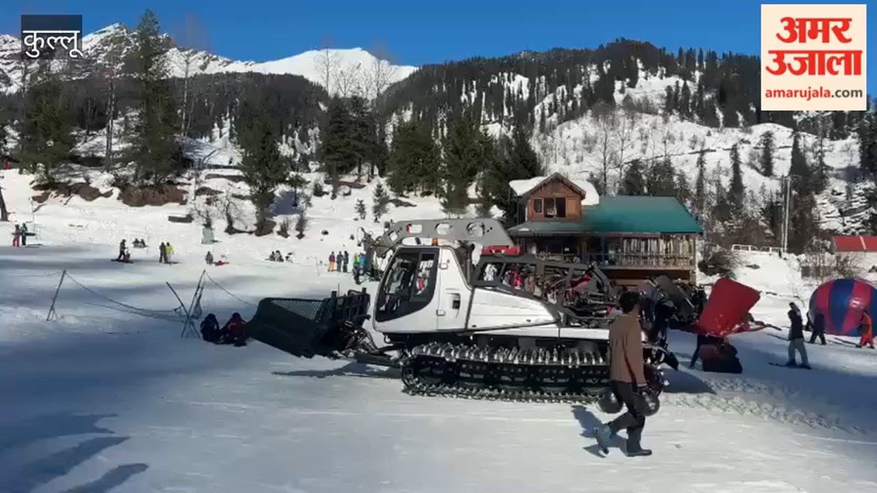 Manali: Preparations underway for the ski and snowboard competition in Solang Nala
