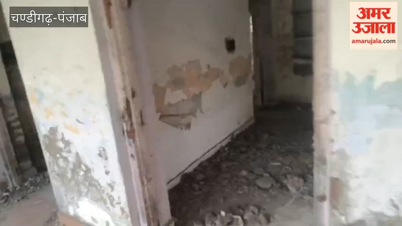 Body was found in vacant govt bungalow three young men spotted