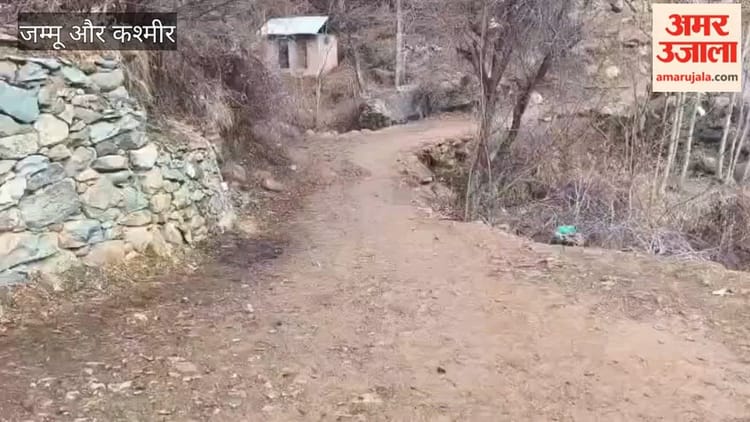 सड़क नहीं, कंधों पर मरीज: बांदीपोरा के शेख मुकाम बाला में बुनियादी सुविधाओं का संकट