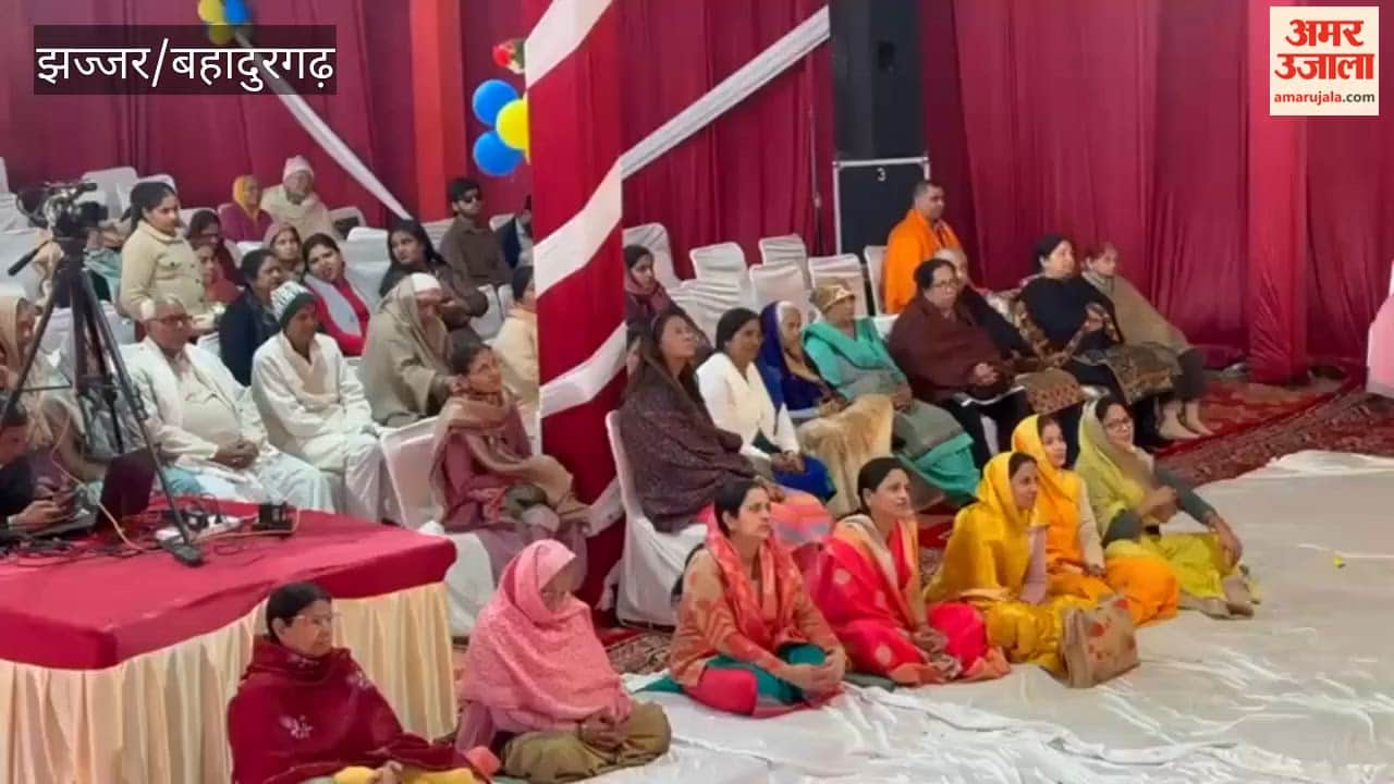 Devotees in Bahadurgarh were overwhelmed with emotion upon hearing the story of Lord Krishna's birth celebration.