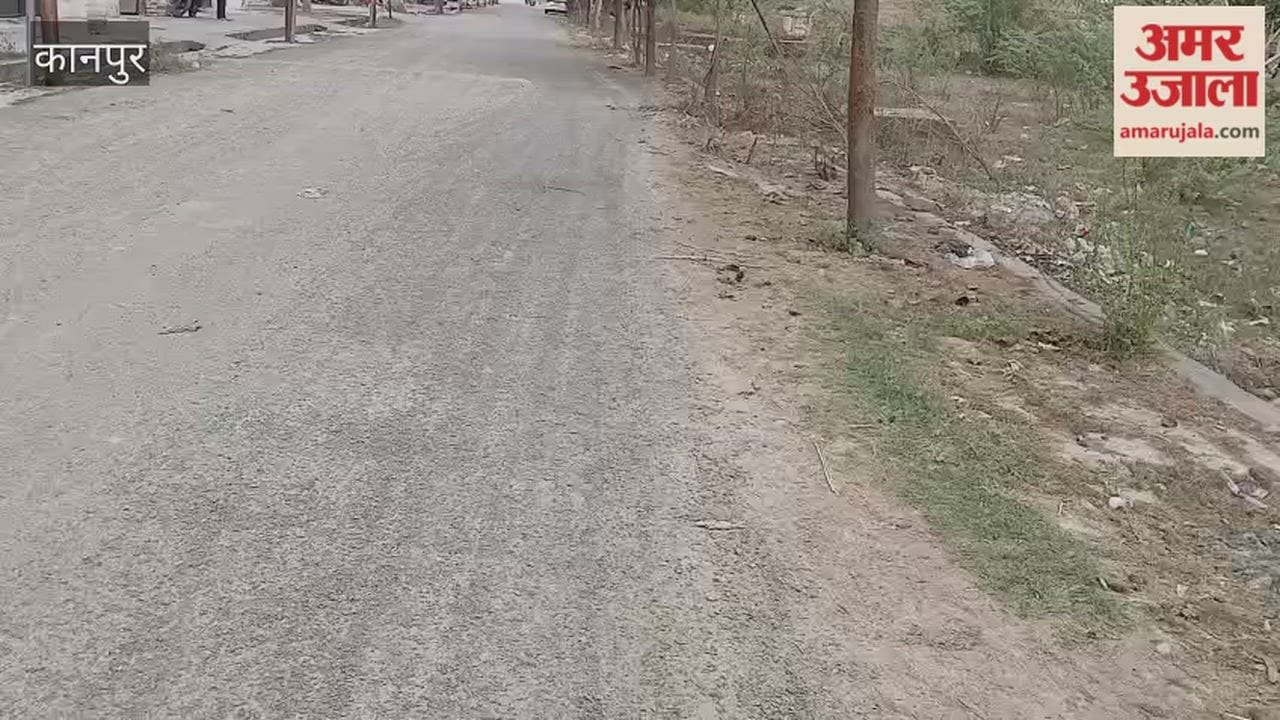 Kanpur: Gravel scattered on the road leading to Aravalli Apartments