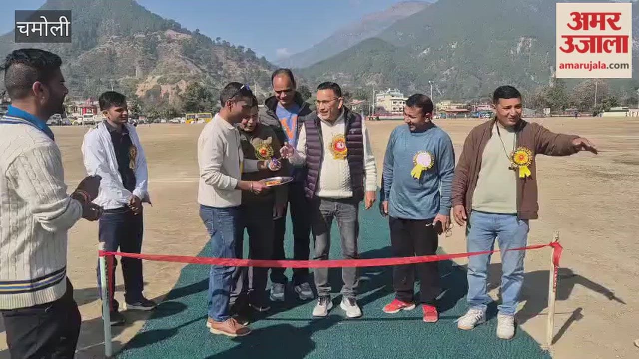 VIDEO: District Cricket League begins in Gauchar, Karnshila Club wins the opening match.
