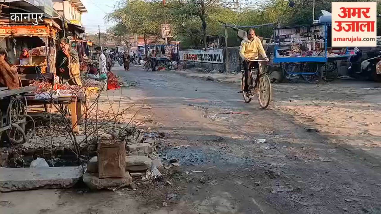 Kanpur: Sewage water overflows onto the road leading to Gangaganj village