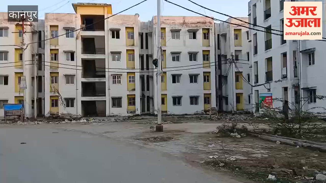 Kanpur: Piles of garbage and filth outside Prime Minister's housing project