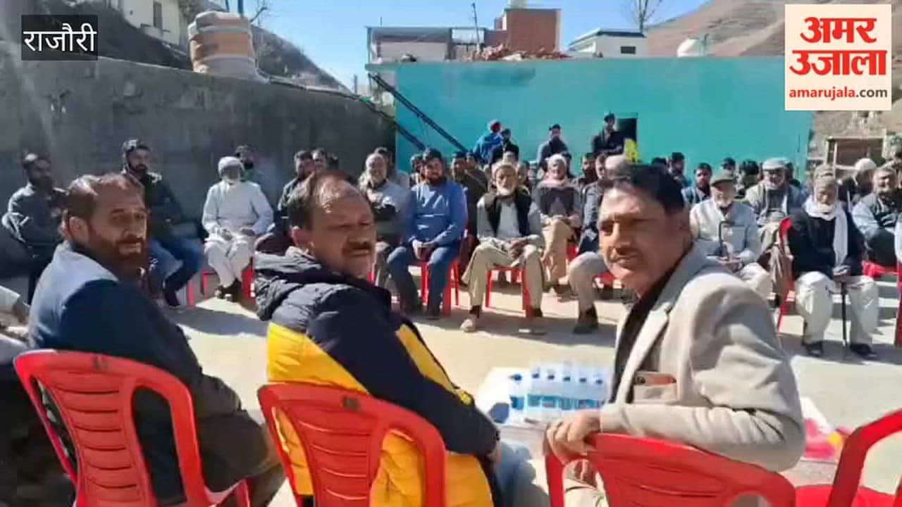 Ashok Sharma visits Thannamandi during DCC outreach programme