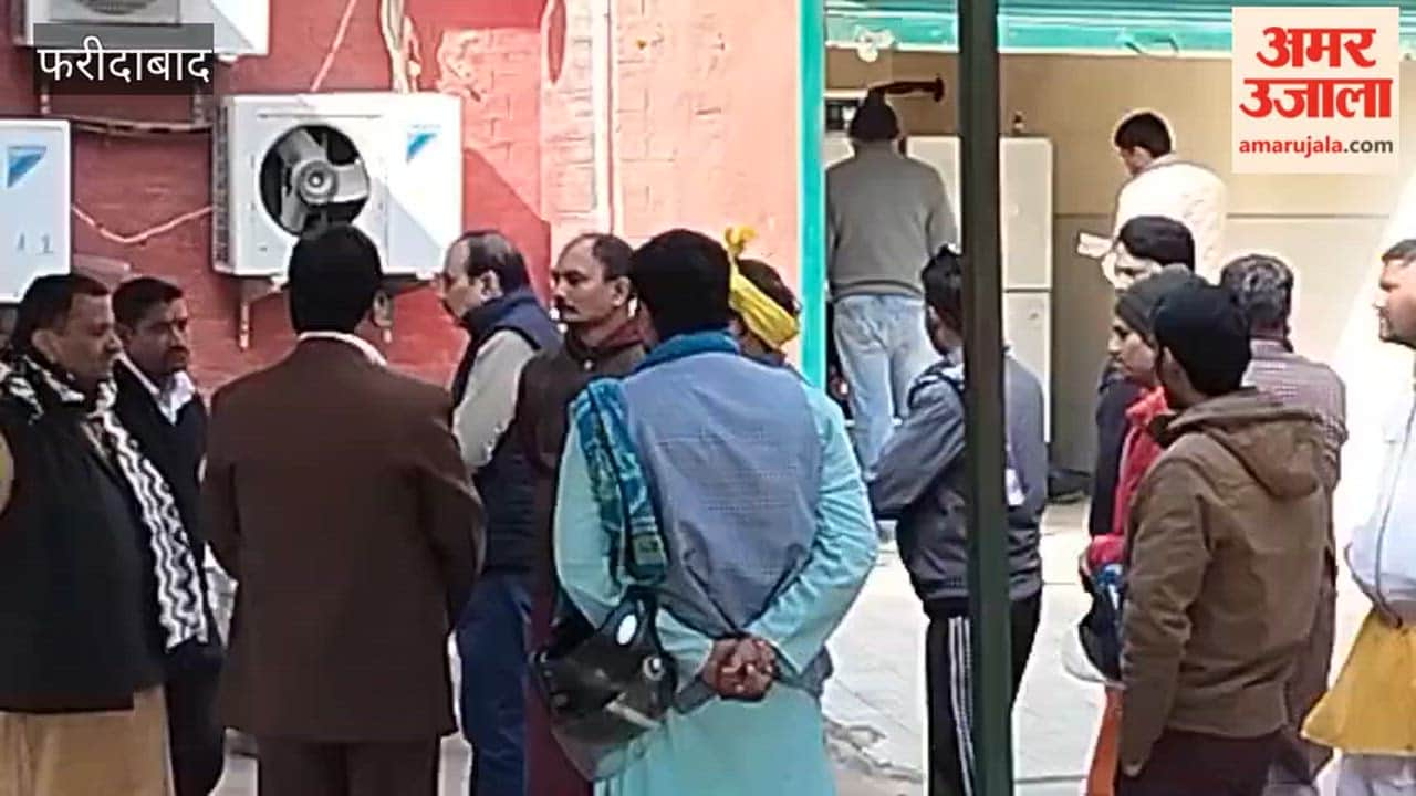 Youth dies after being hit by unknown vehicle in Faridabad Sector 21D