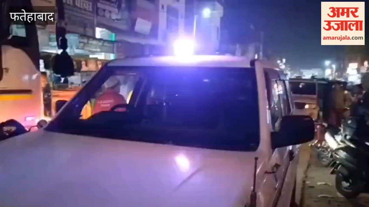 encounter took place between two robbery suspects and the police in Tohana, Fatehabad; the suspects were shot in the leg