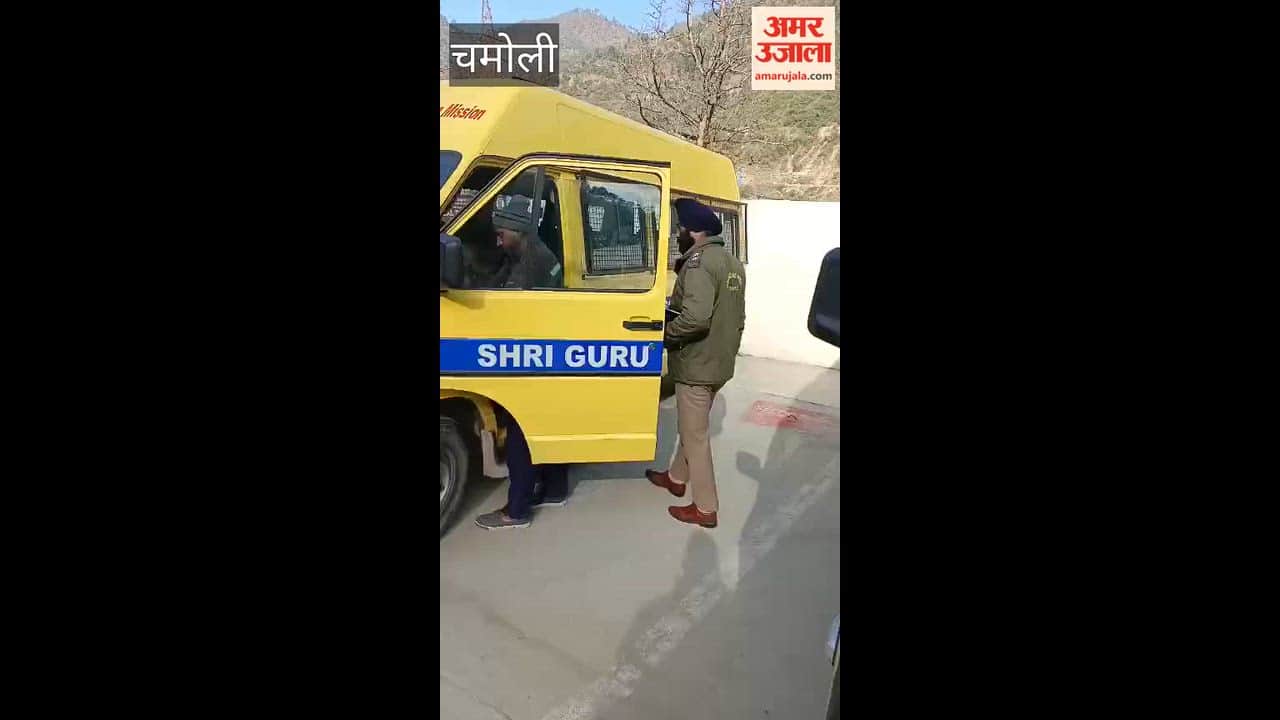 Karnaprayag: Police checked condition of vehicles and gave instructions to the drivers