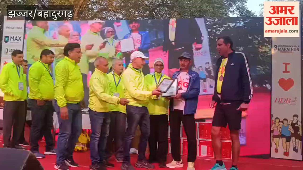 team from Jhajjar participated in the third DDR Dwarka Half Marathon