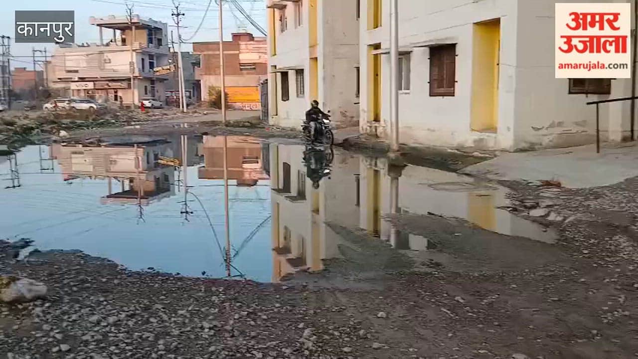 Kanpur: Sewage water overflows onto the road outside the PM's residence