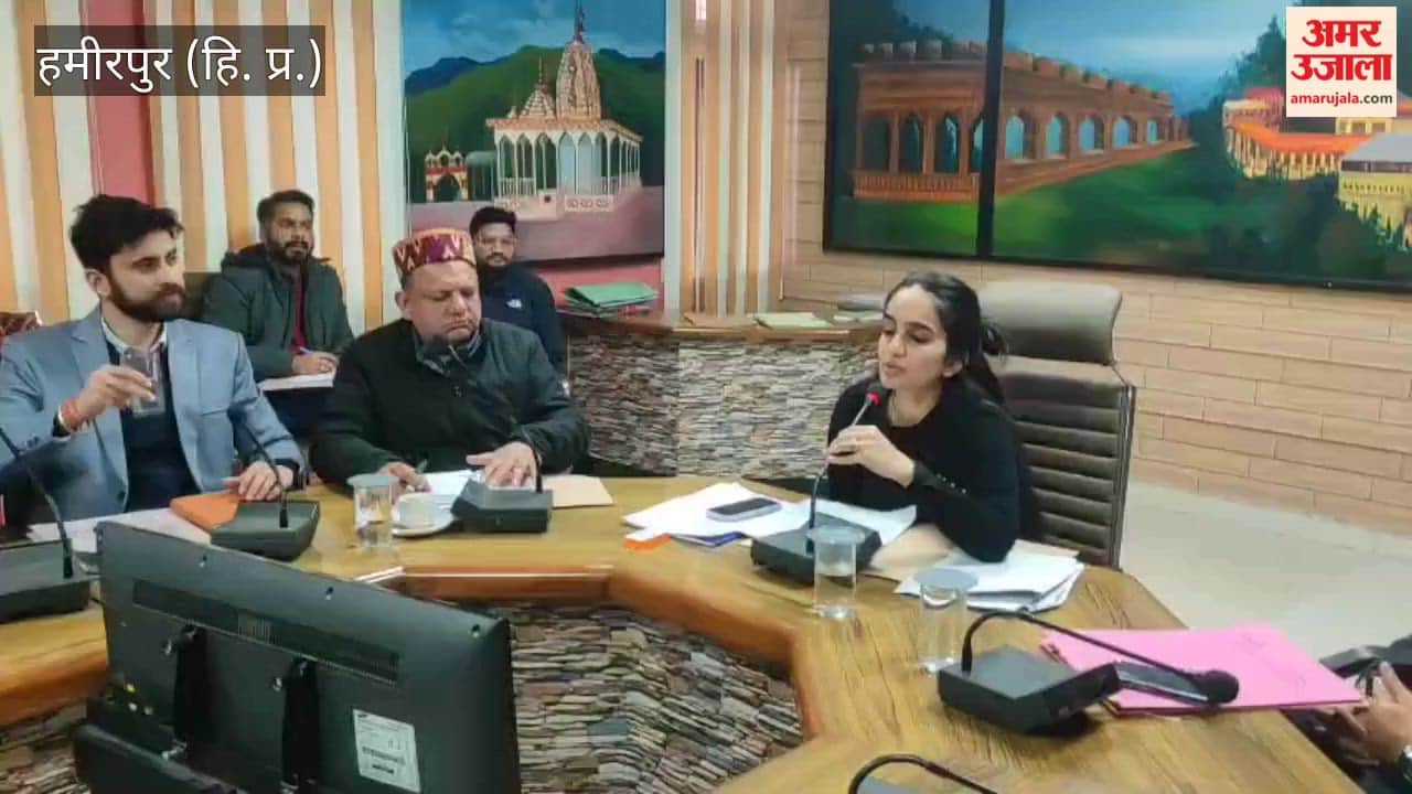 Hamirpur DC Gandharva Rathore reviewed the preparations for the national level Holi festival