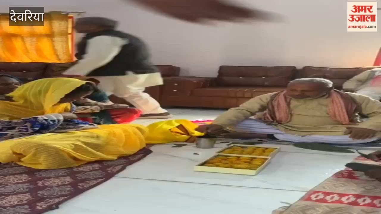 Villagers arranged marriage of lover who come to meet his girlfriend in Deoria