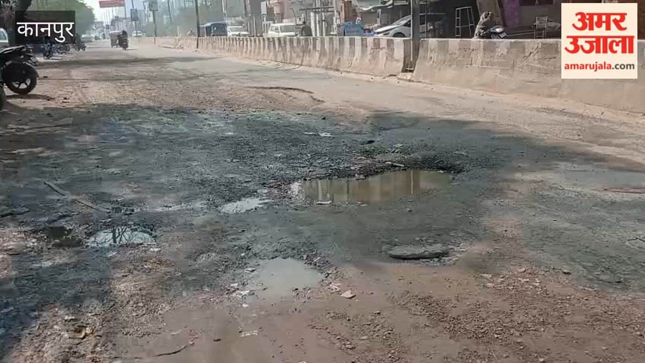 Kanpur: Deep potholes and waterlogged roads near Singhpur intersection pose a problem