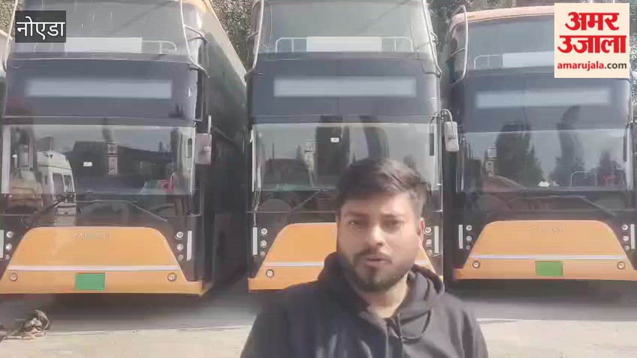 Double decker buses started to increase transportation facilities in Noida