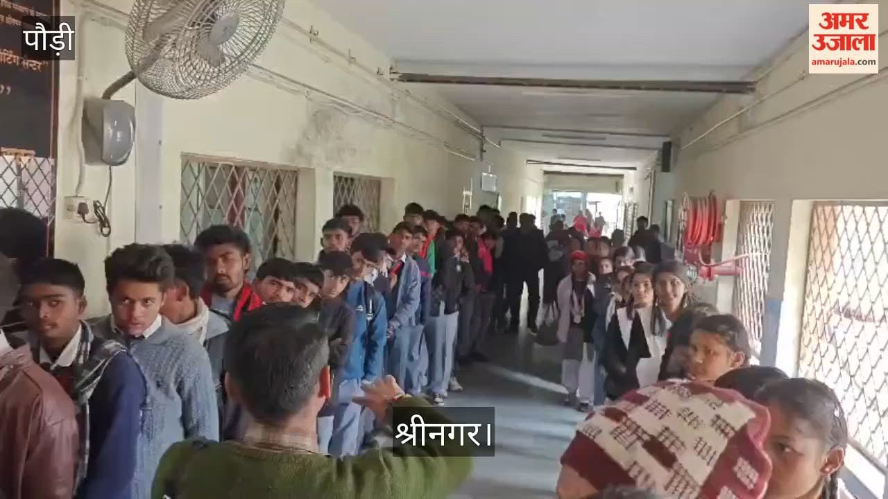 Students from Chamoli conducted an educational visit to the base hospital srinagar Garhwal
