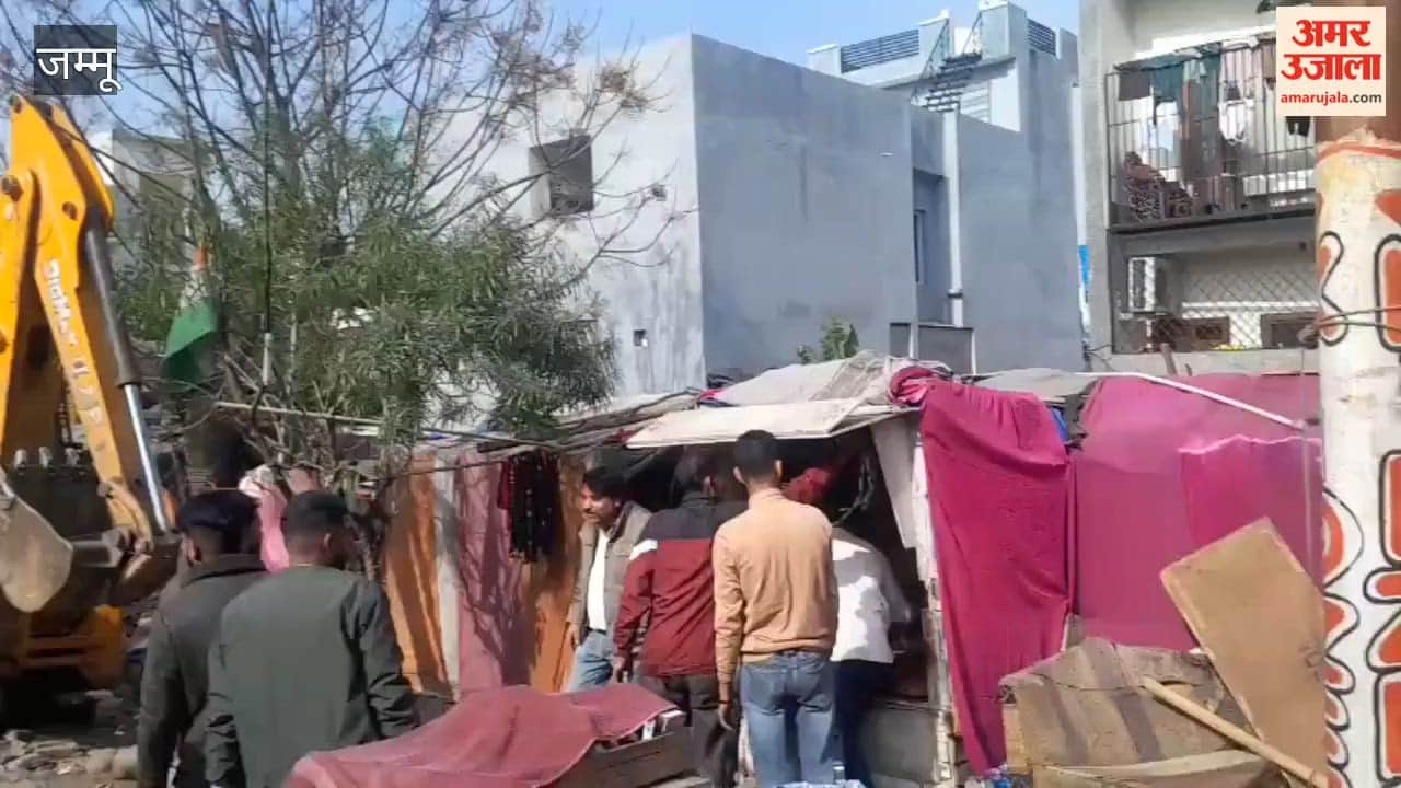 JMC anti-encroachment drive was carried out in Palaur, a total of more than 150 slums were removed.