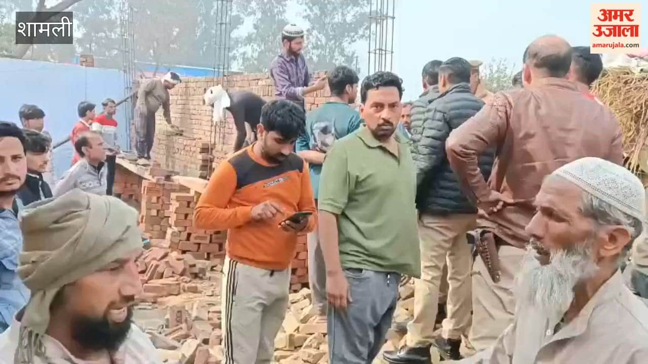 Shamli: Former Municipality Chairman accused of forcefully demolishing wall and assault