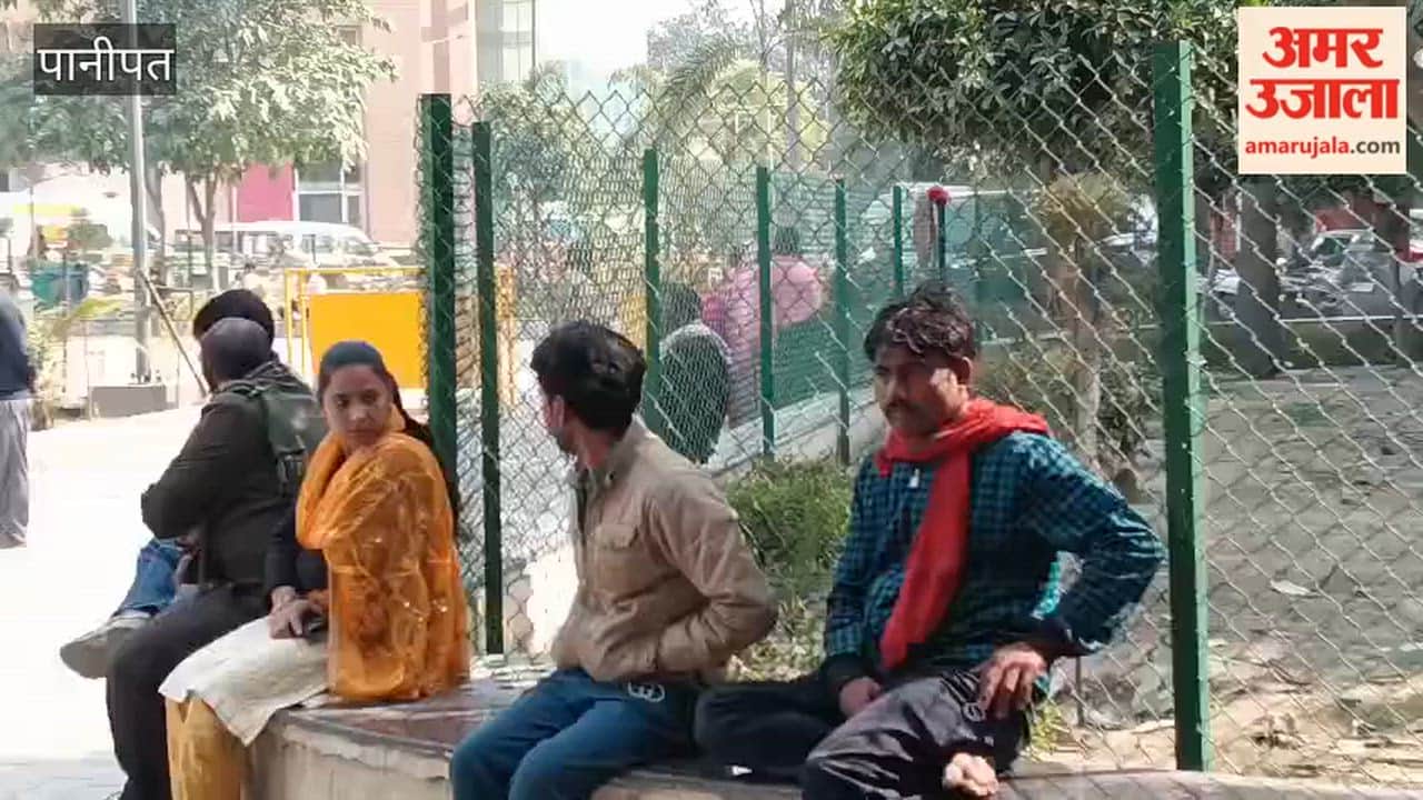 In Panipat, a speeding motorcycle went out of control and skidded, resulting in the death of a young man after his head hit the divider.