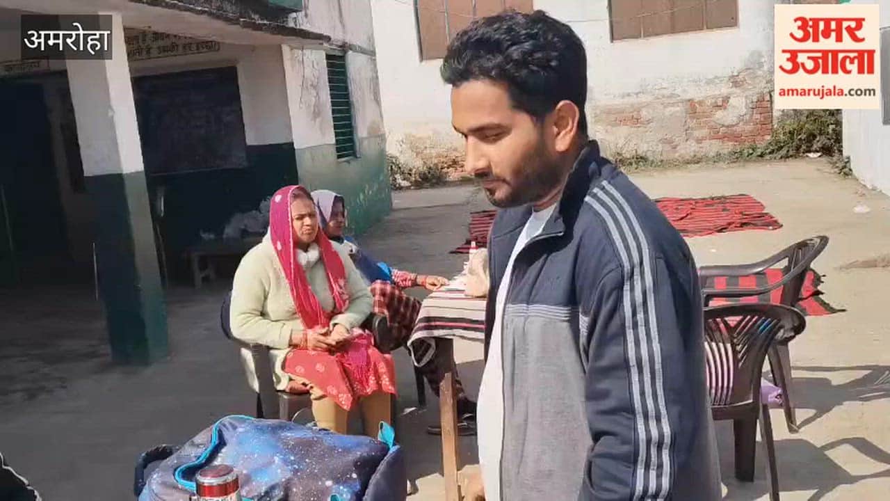 Voters arrived at the BLO's office with incomplete documents