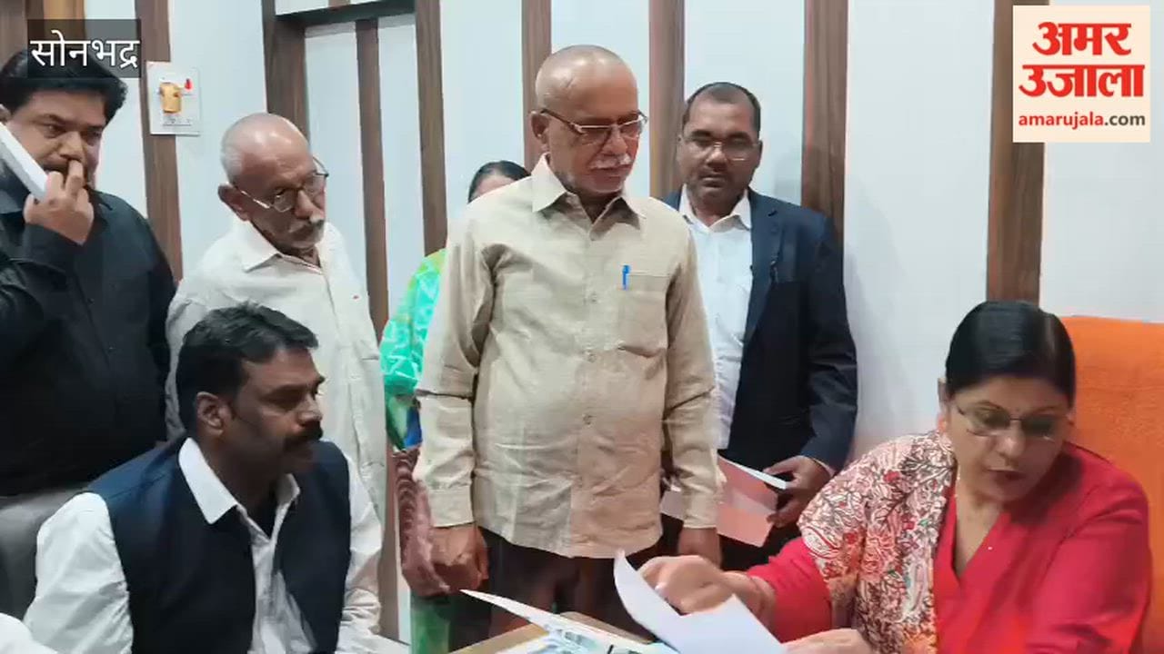 complaints resolved on grievance redressal day