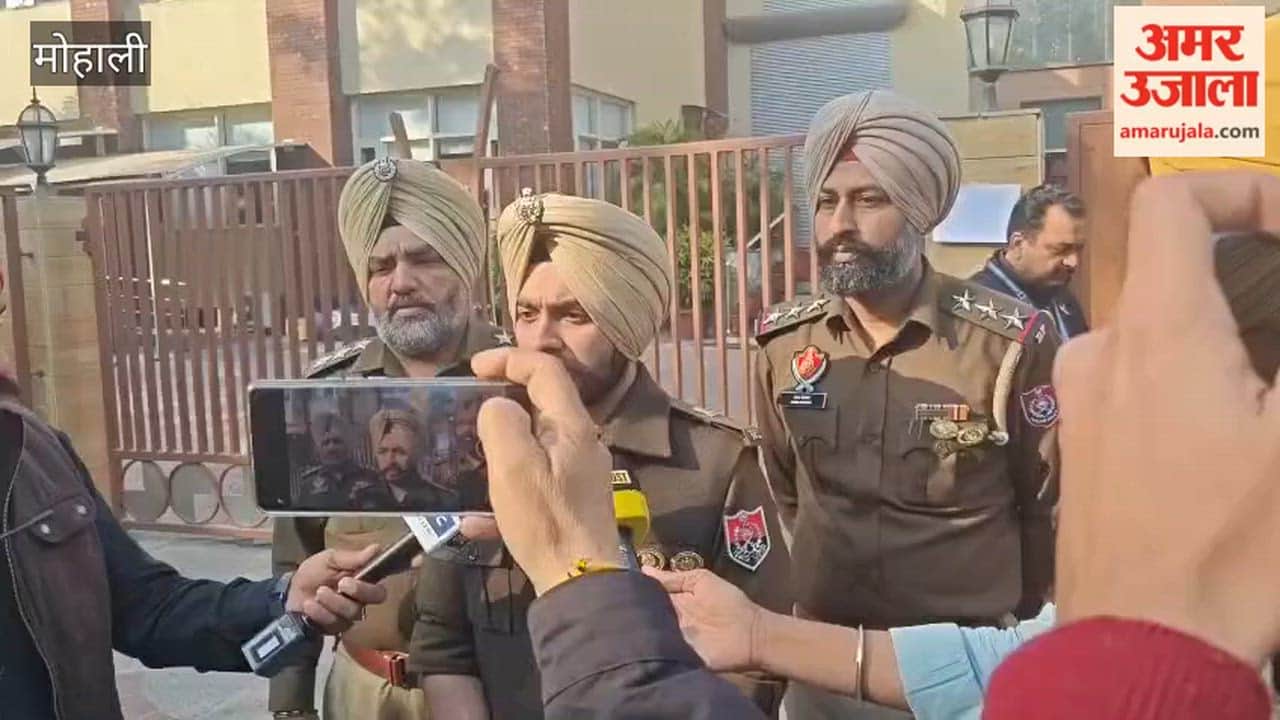 What did SP City Dilpreet Singh say on the threat to schools in Mohali?
