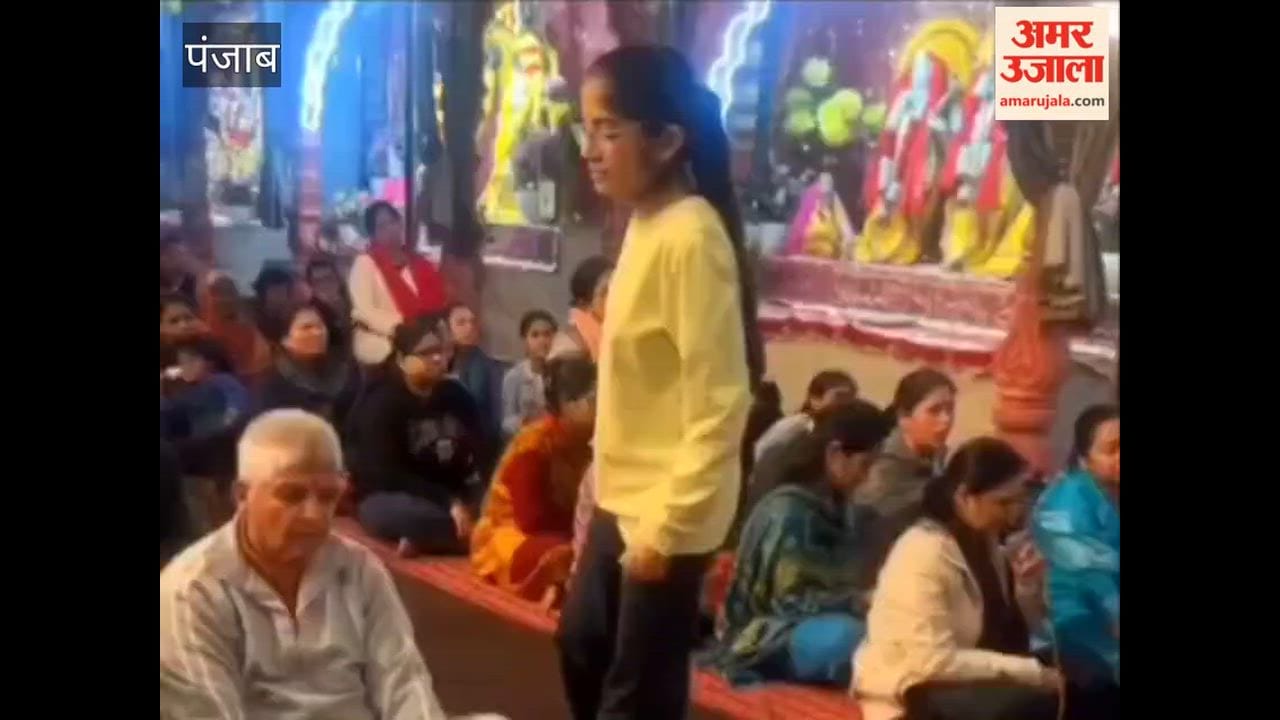 Bhajan evening at Thakurdwara Shiv Mandir Pakka Bagh on the occasion of Mahashivratri festival in Phagwara