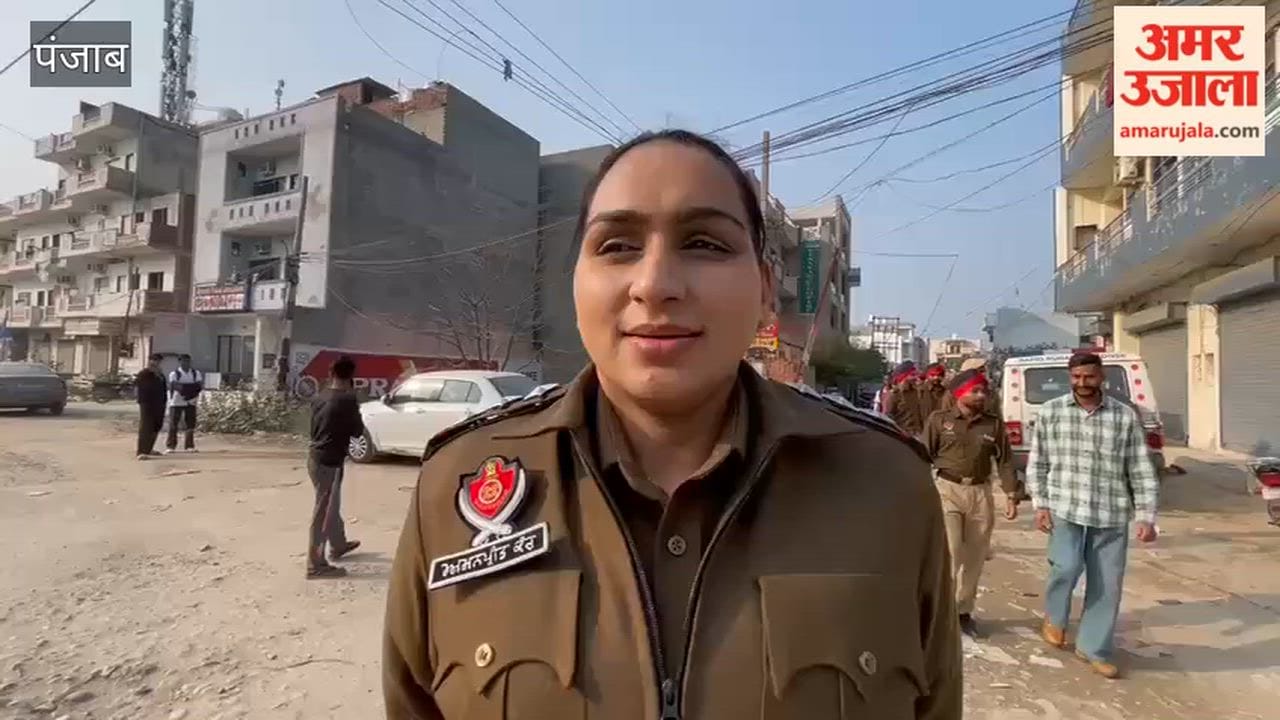 Police conducted checking at the Law Gate in Phagwara.
