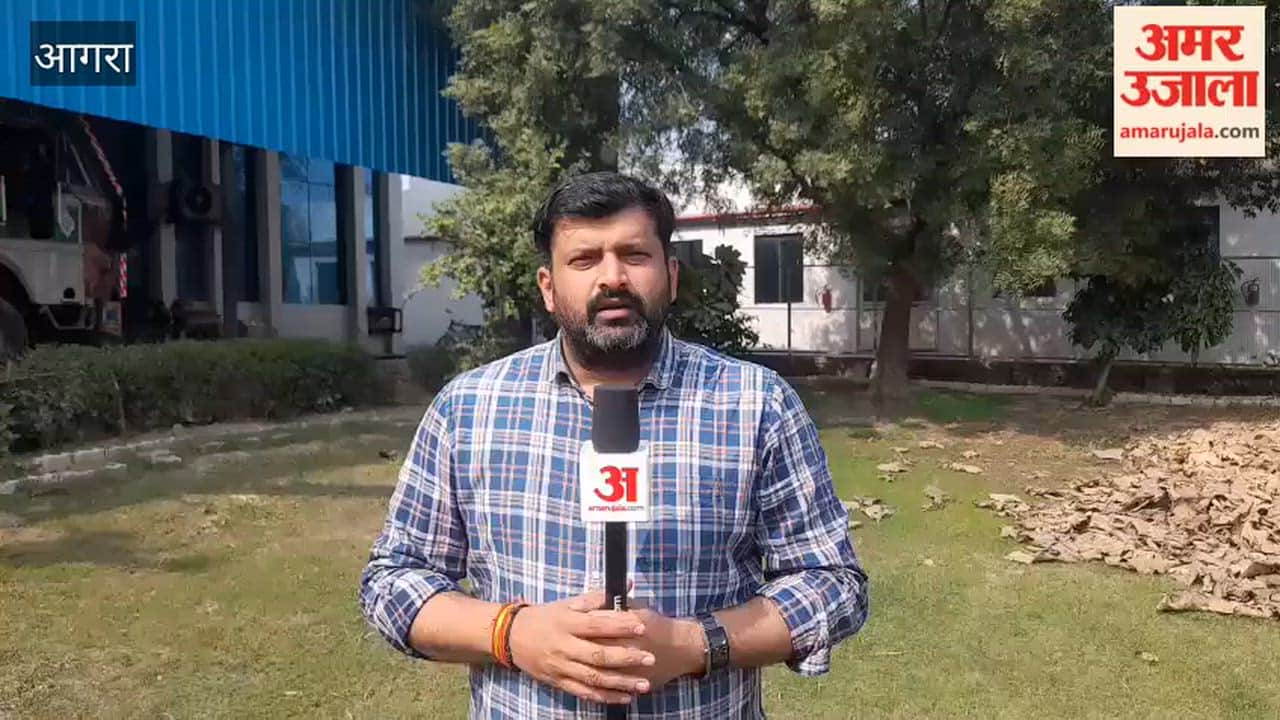 Pipeline broken at ISBT, lakhs of liters of Ganga water wasted