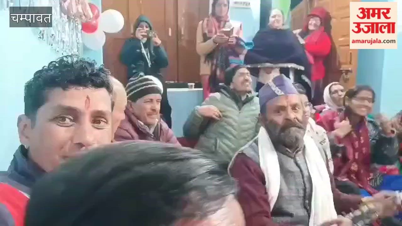 Sitting Holi organized in Forti village of Lohaghat